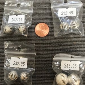 NEW SILVER METAL ROUND BEADS UNIQUE DESIGN CHARMS